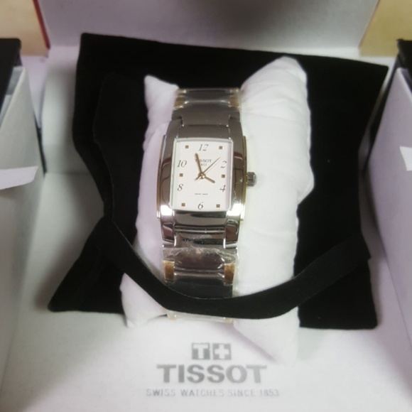 PRICEDROPPED Brand New!! Tissot T-trend for women! - Picture 3 of 7